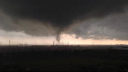 龙卷风 2024,龙卷风肆虐，揭秘龙卷风背后的科学奥秘与应对策略